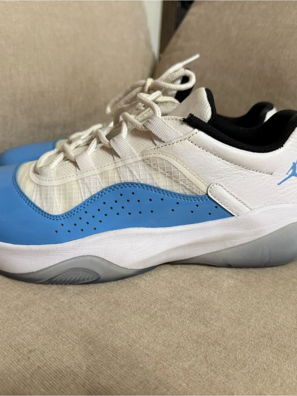 Air Jordan 11 CMFT Low UNC (Men’s)